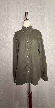 Men’s AYR The Everyday Long Sleeve Button Down Shirt Olive Green Proto Sample 
M